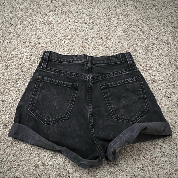 Urban Outfitters Black Mom Shorts - Picture 2 of 3